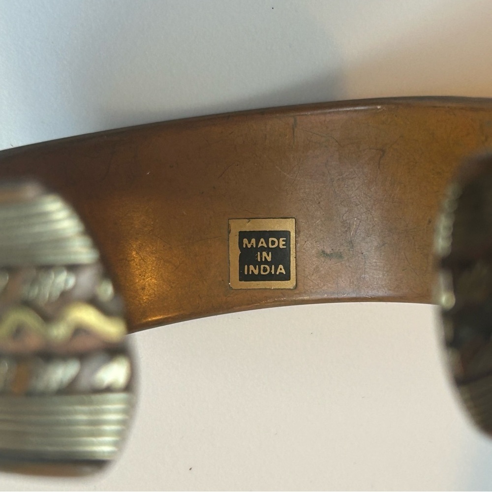 Vintage Handcrafted Twisted Copper and Gold Tone Cuff Bracelet Boho jewelry - Picture 8 of 10